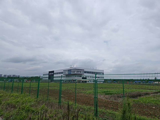 远眺南京低空飞行综合基地综合楼.jpg 远眺南京低空飞行综合基地综合楼.jpg